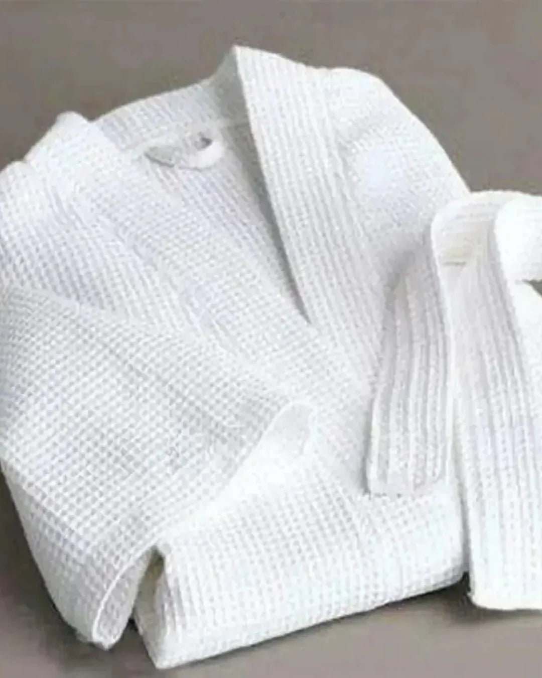 Cotton Waffle Weave Bathrobe – 200 Thread Count Soft & Absorbent Spa Robe