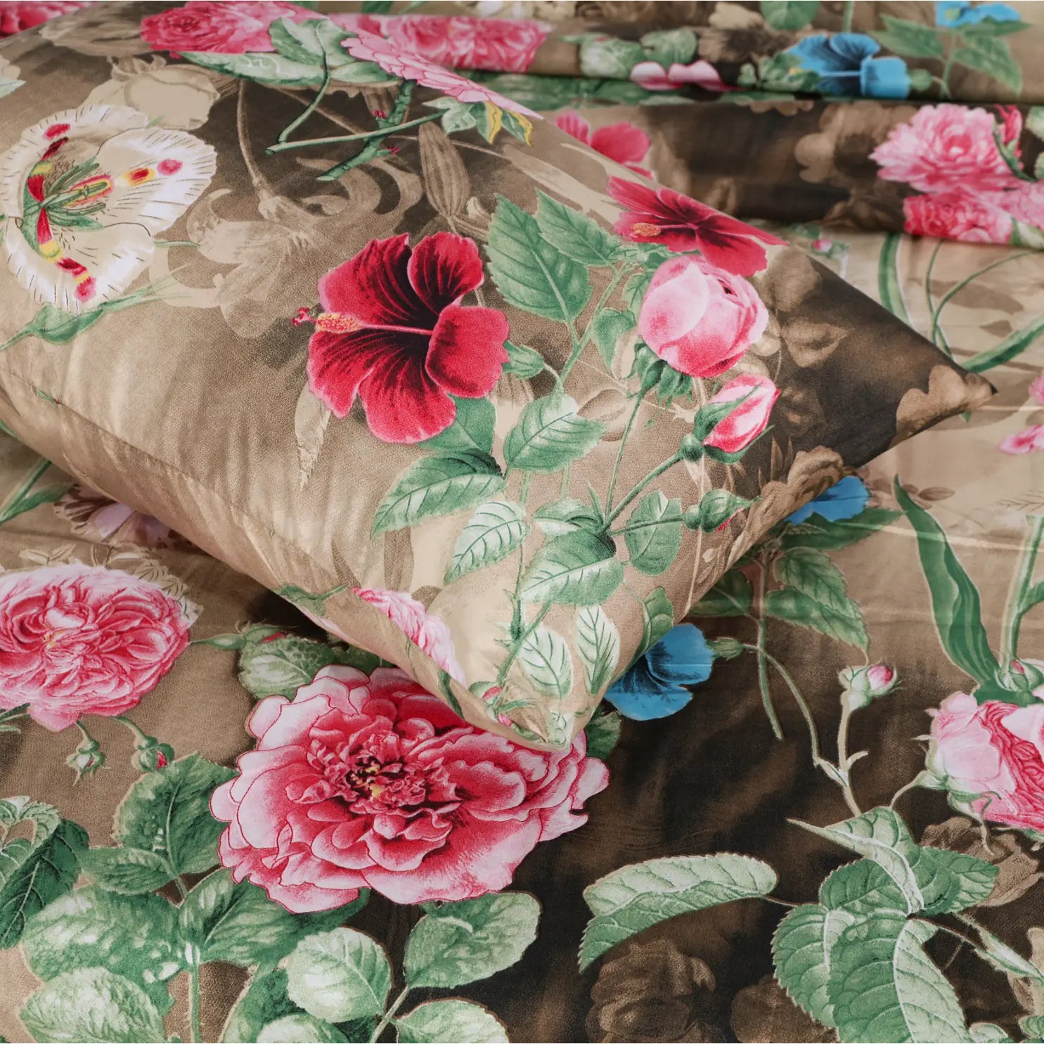 Royal Rose Garden Bedding Set - Golden Olive Accent